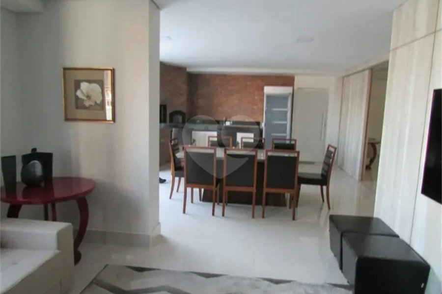 Apartamento no Edifício Bellagio, com 3 dormitórios, sol da manha e na modalidade porteira fechada.