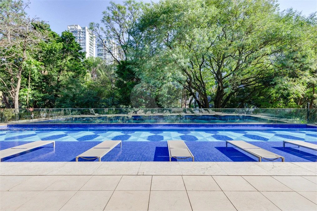 Apartamento para alugar com 3 suítes em Chácara Santo Antônio, São Paulo, SP