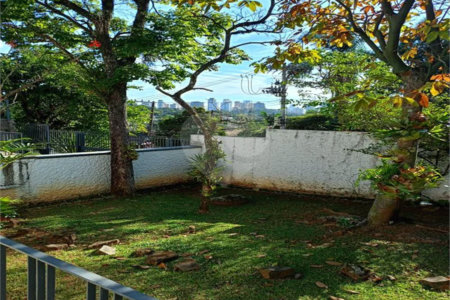 Casa de Alto Padrão à Venda – Campo Belo | São Paulo/SP
