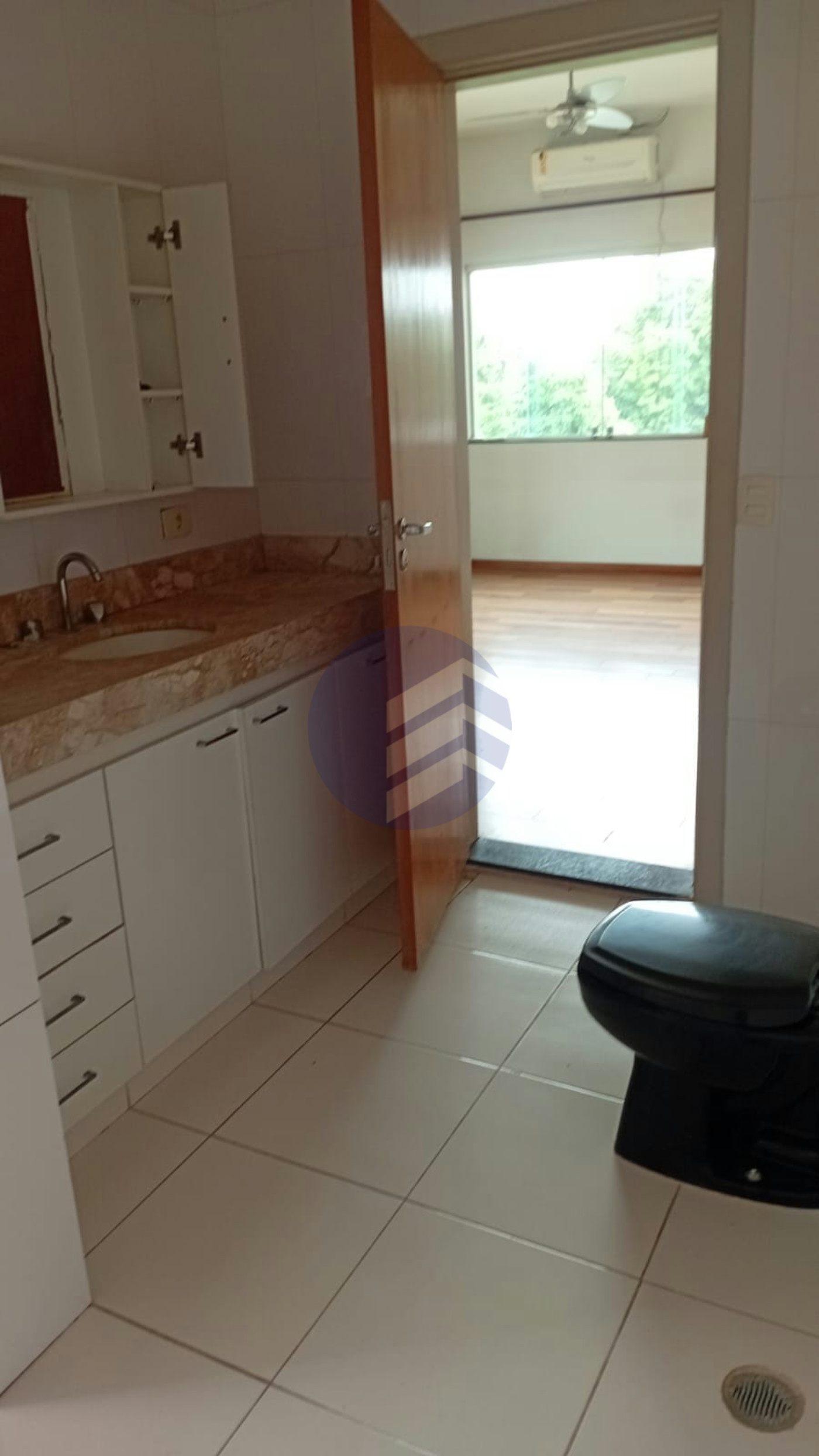 Sobrado residencial/comercial para alugar com 4 quartos, sendo 1 suíte, em Parque Ipê, São Paulo - SP