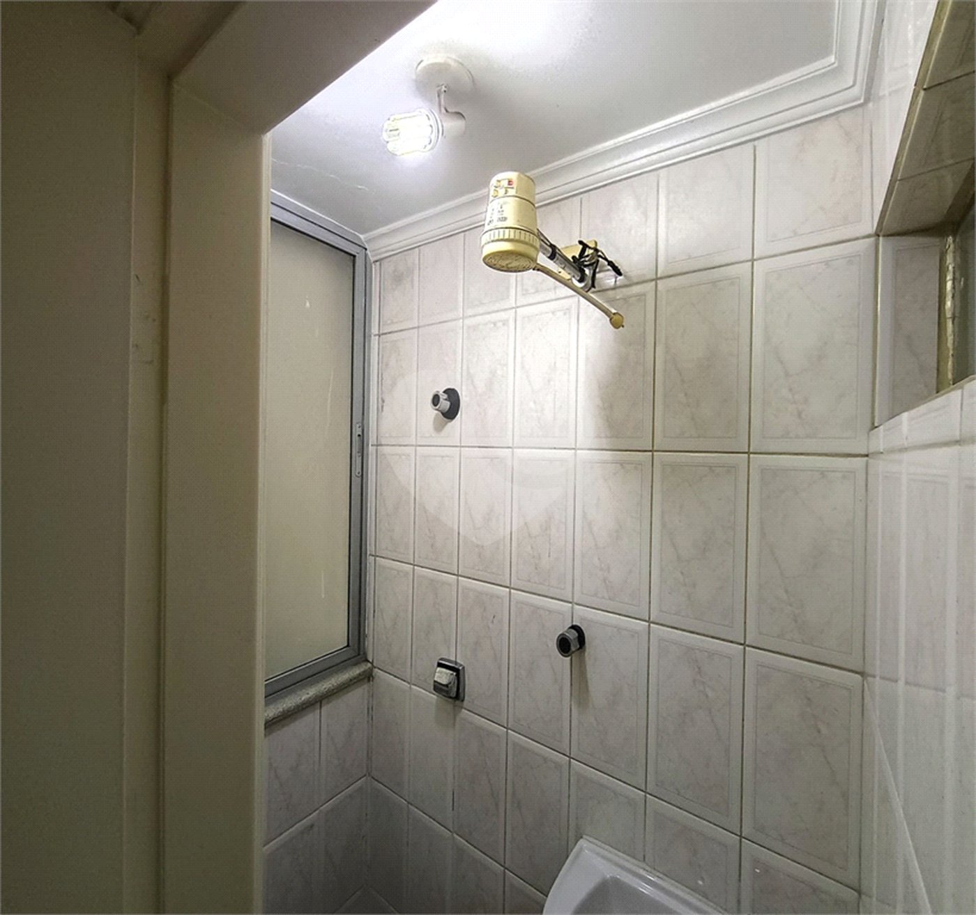 APARTAMENTO DE 98,96 M² COM 03 DORMITÓRIOS, SUÍTE, 03 BANHEIROS E VAGA DE GARAGEM PARA VENDA EM PERDIZES