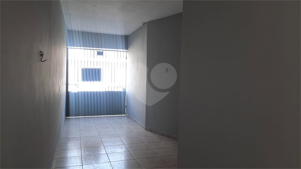 Sobrado à venda com 4 quartos, sendo 1 suíte, em Jardim Hubert, Indaiatuba, SP