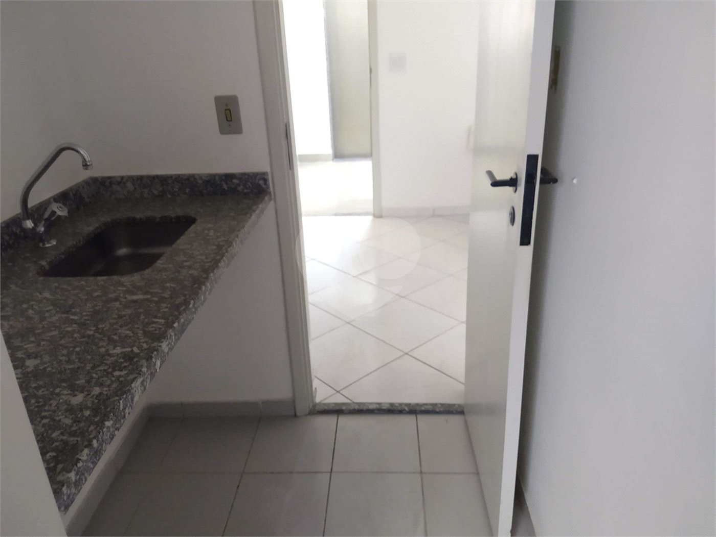 Sala à venda com 1 quarto em Vila Olímpia, São Paulo, SP