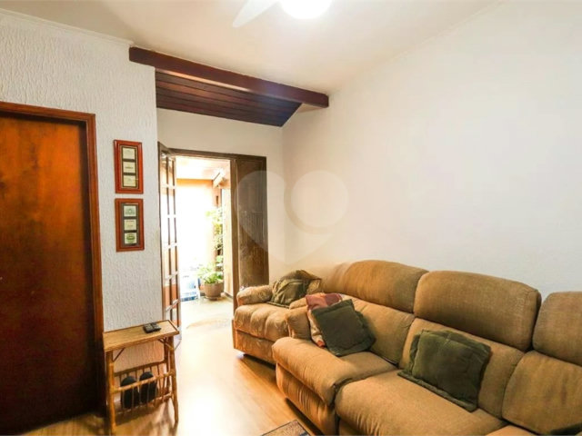 Casa Térrea à venda com 2 suítes em Santana, São Paulo, SP