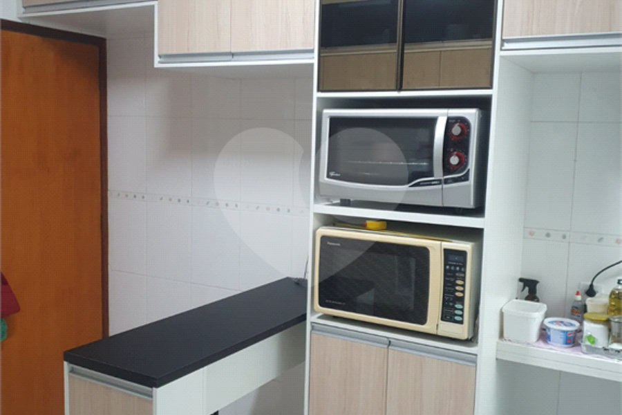 Casa à venda com 2 suítes no condomínio Residencial Maracujás, São Paulo - SP