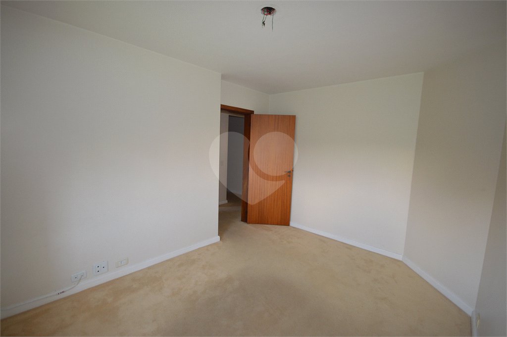Apartamento à venda com 4 quartos, sendo 2 suítes, em Morumbi, São Paulo, SP