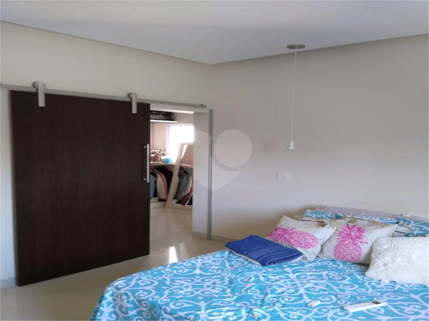 Casa à venda com 3 quartos, sendo 1 suíte, no condomínio Jd Portal de Itaici, Indaiatuba - SP