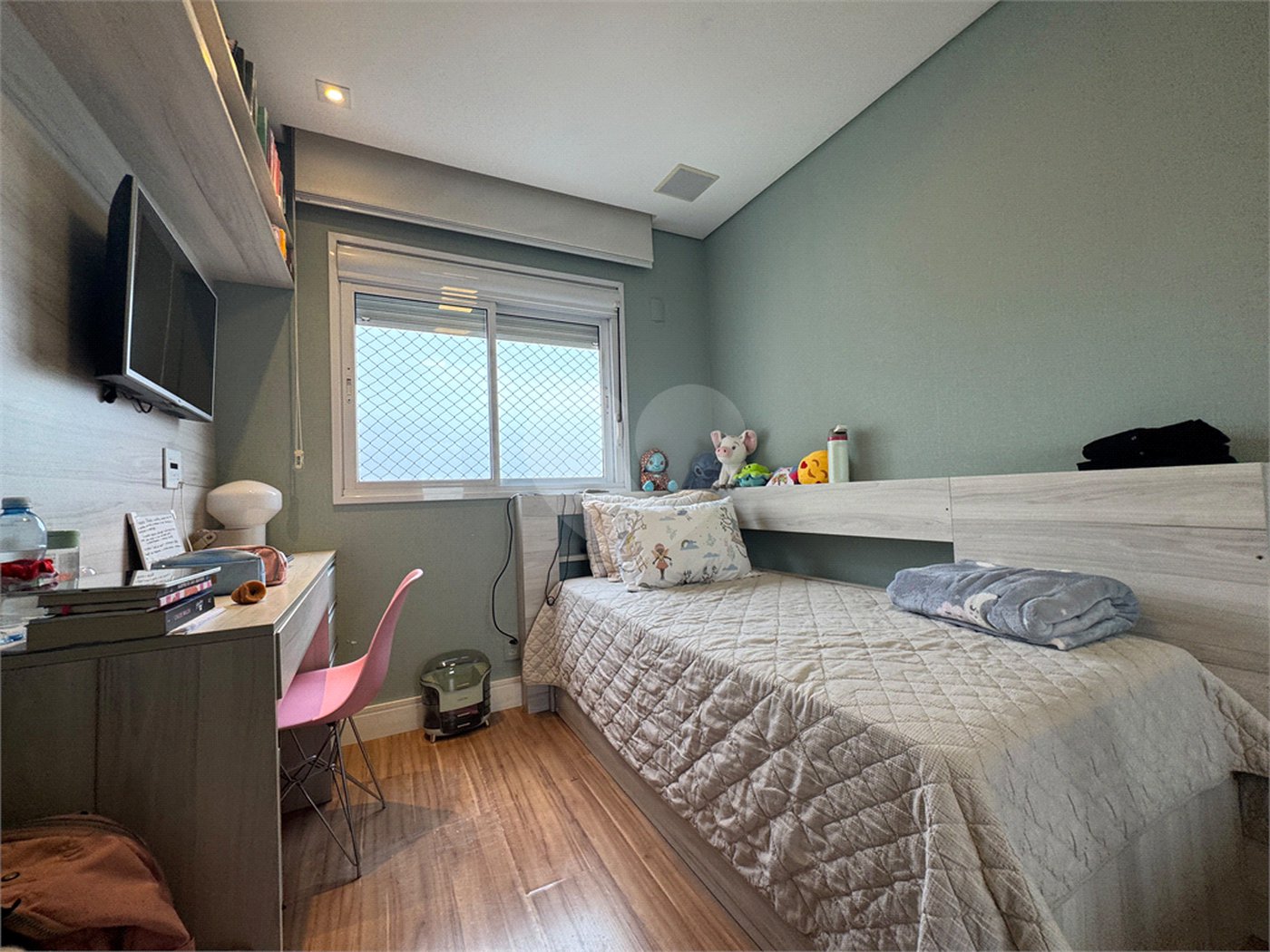 Apartamento à venda com 3 quartos, sendo 1 suíte,  em Jardim Leonor Mendes de Barros, São Paulo, SP