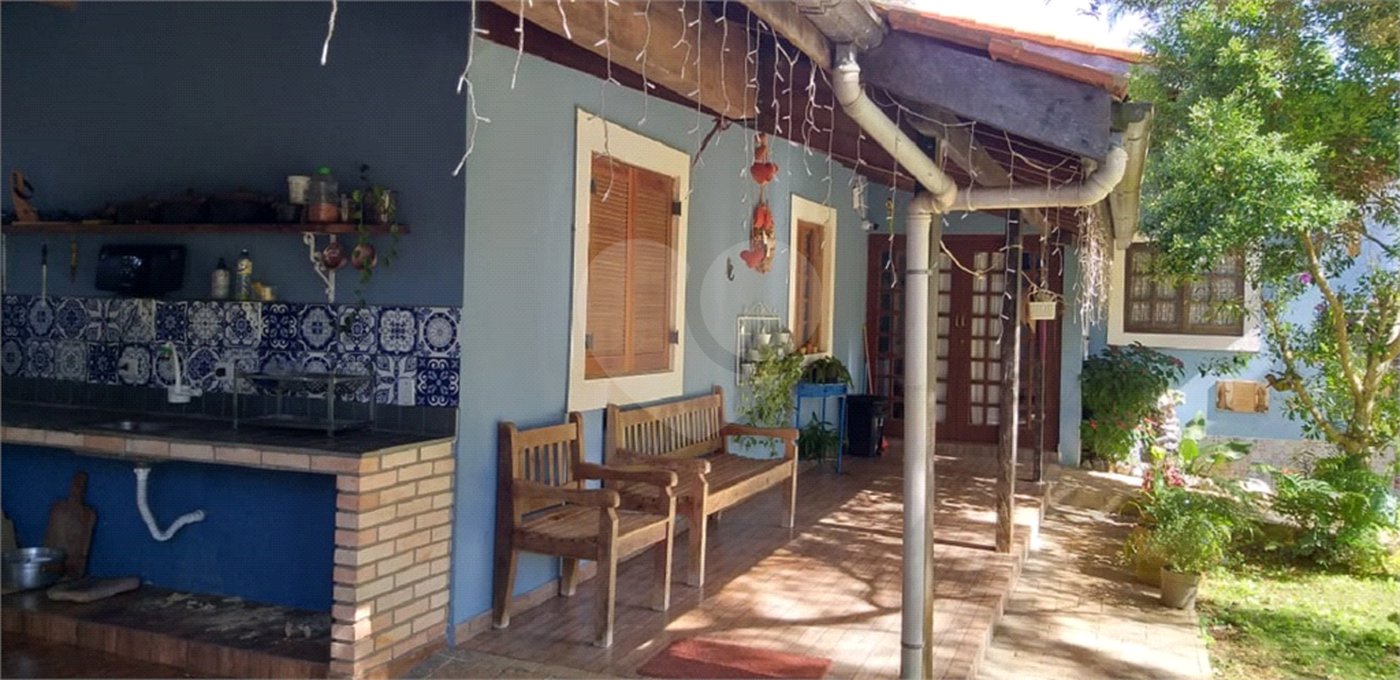 Sítio à venda com 4 quartos, sendo 2 suítes,  em Chácara Real (caucaia do Alto), Cotia, SP