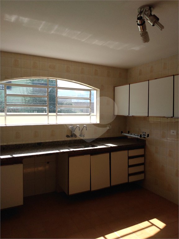 Sobrado à venda com 3 quartos, sendo 1 suíte, em Horto Florestal, São Paulo, SP