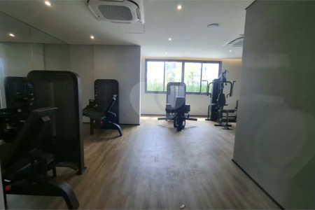 Apartamento à venda com 3 suítes em Vila Pirajussara, São Paulo, SP