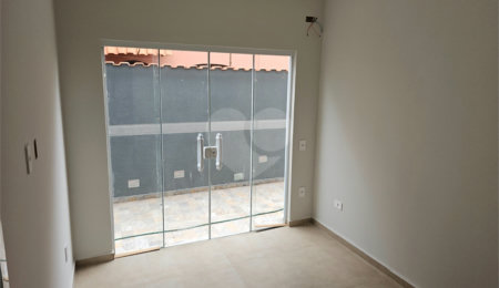 Casa Térrea à venda com 3 quartos, sendo 1 suíte,  em Região Bopiranga e São Fernando, Itanhaém, SP