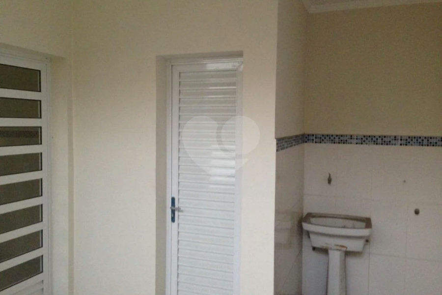 Sobrado à venda com 3 suítes em Tremembé, São Paulo, SP