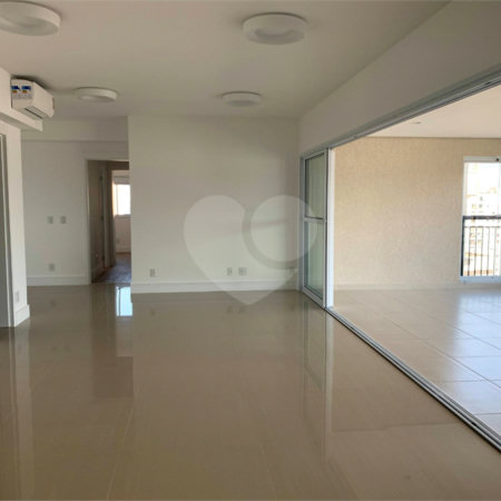 Apartamento à venda ou para alugar com 3 suítes em Santo Amaro, São Paulo, SP