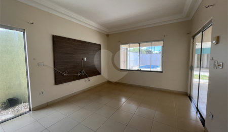 Casa à venda com 3 quartos, sendo 1 suíte,  em Jardim Primaveril, Três Lagoas, MS