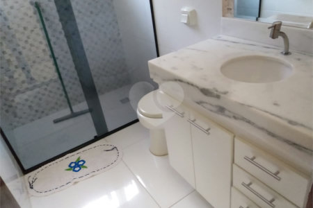 Casa à venda com 3 quartos, sendo 1 suíte,  em Vila Oliveira, Itapetininga, SP