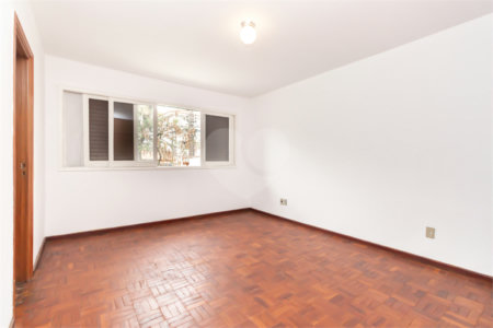 Casa à venda com 3 quartos, sendo 1 suíte, em Vila Mascote, São Paulo, SP