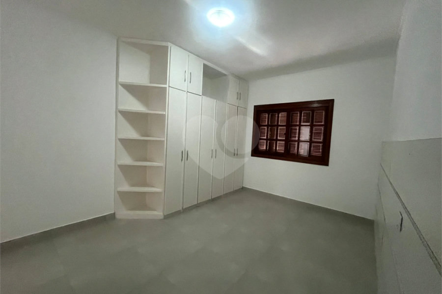 Sobrado à venda com 3 quartos, sendo 1 suíte, em Tremembé, São Paulo, SP