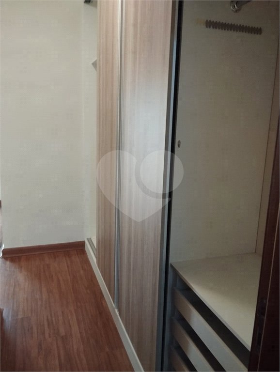 Casa à venda com 3 quartos, sendo 1 suíte,  no condomínio Vila Aracoara, Araraquara - SP