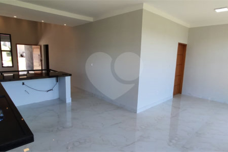 Casa à venda com 3 quartos, sendo 1 suíte,  no condomínio Reserva do Vale, Caçapava - SP