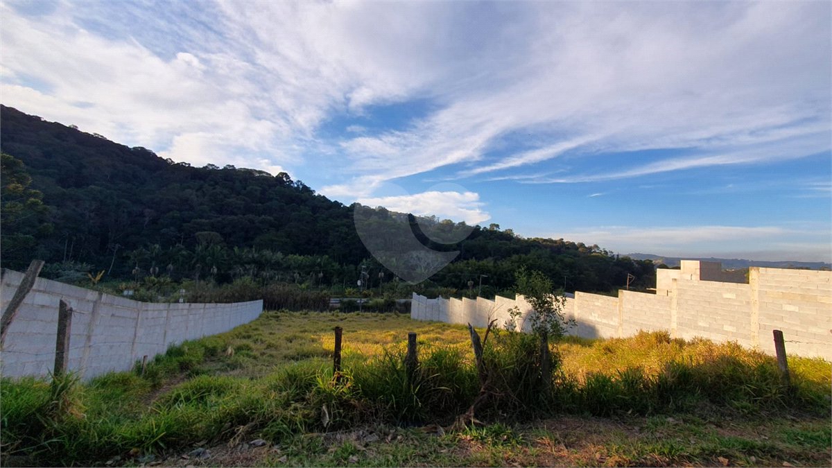 Terreno à venda em Vinhedos, São Roque, SP