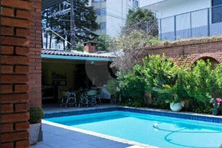 Casa à venda com 3 quartos, sendo 1 suíte,  em Barro Branco (zona Norte), São Paulo, SP