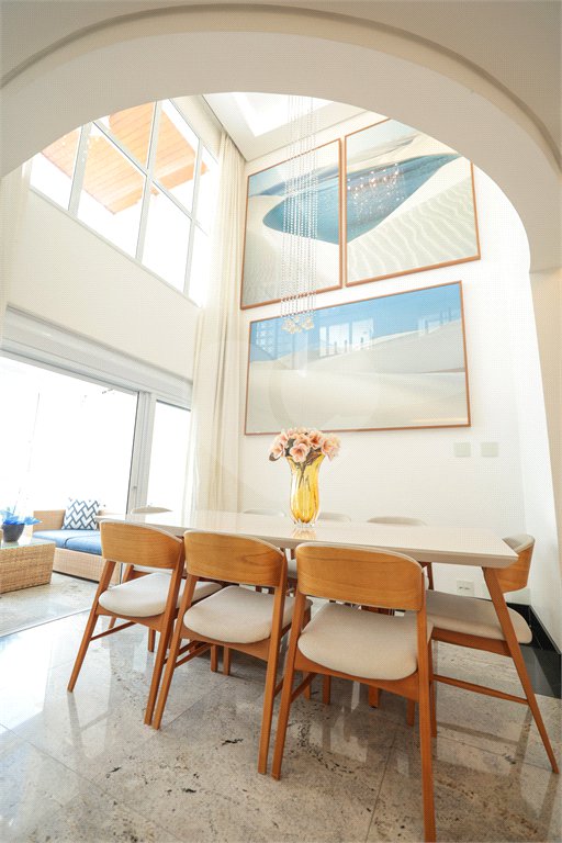 Apartamento à venda com 4 quartos, sendo 1 suíte,  em Vila Mariana, São Paulo, SP