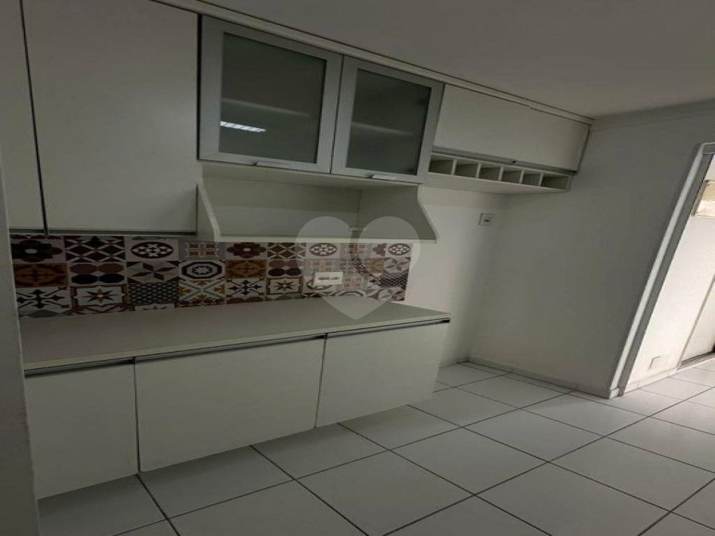 Apartamento à venda com 3 quartos, sendo 1 suíte, em Parque Maria Luiza, São Paulo, SP