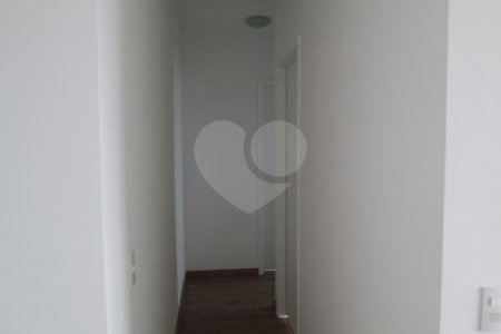 Apartamento para alugar com 2 quartos em Vila Anastácio, São Paulo, SP
