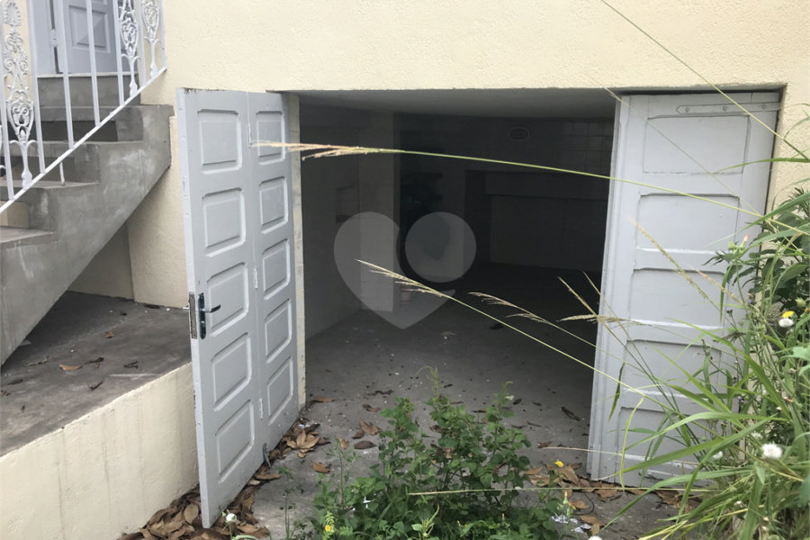 Casa à venda com 4 quartos, sendo 1 suíte, em Santana, São Paulo, SP
