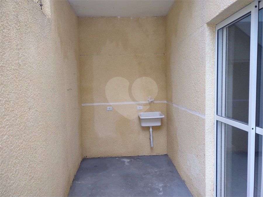 Apartamento à venda com 2 quartos em Reneville, Mairinque, SP