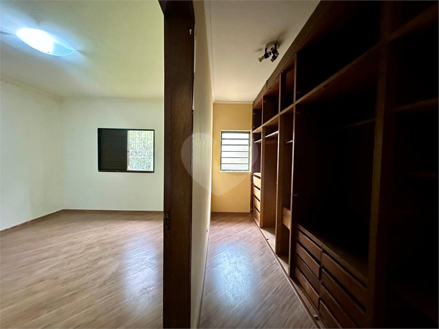 Sobrado à venda com 3 suítes em Santa Teresinha, São Paulo, SP