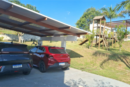 Casa à venda com 4 quartos, sendo 2 suítes, no condomínio Terras de Santa Mariana, Caçapava - SP