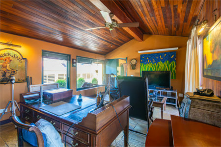 Casa à venda com 3 quartos, sendo 2 suítes, em Interlagos, São Paulo, SP