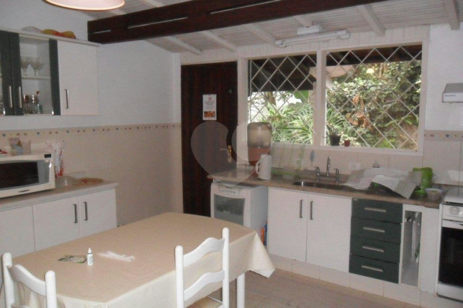 Sobrado à venda com 3 quartos, sendo 1 suíte, em Vila Albertina, São Paulo, SP