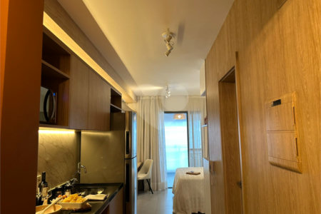 Apartamento à venda ou para alugar com 1 suíte em Pinheiros, São Paulo, SP