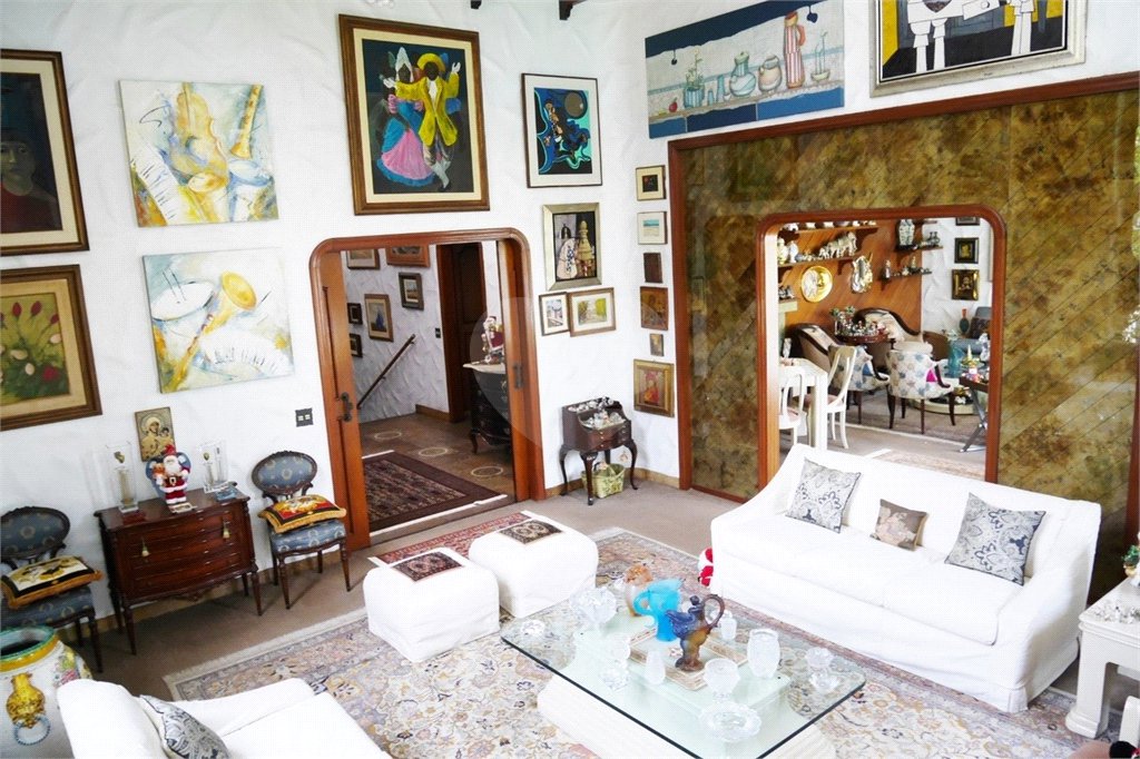 Casa à venda com 4 quartos, sendo 1 suíte,  em Jardim Guedala, São Paulo, SP