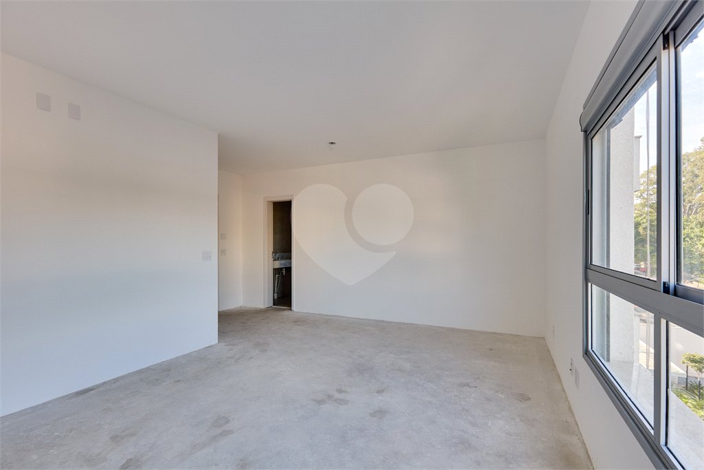 Apartamento à venda com 3 suítes em Jardim Marajoara, São Paulo, SP