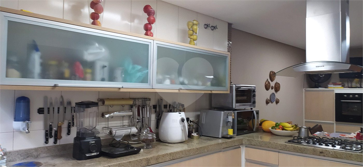 Sobrado à venda ou para alugar com 5 quartos, sendo 3 suítes, em Tucuruvi, São Paulo, SP