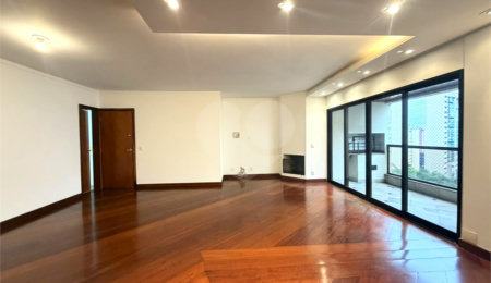 Apartamento à venda com 3 suítes em Morumbi, São Paulo, SP