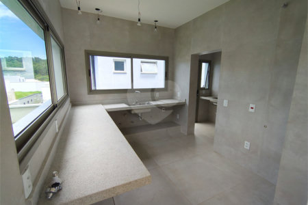 Casa à venda com 4 quartos, sendo 3 suítes,  no condomínio Villa Verde, Jundiaí - SP