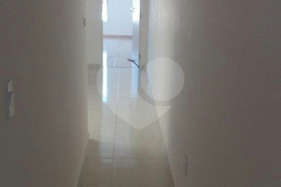 Sobrado à venda com 3 suítes em Vila Romero, São Paulo, SP