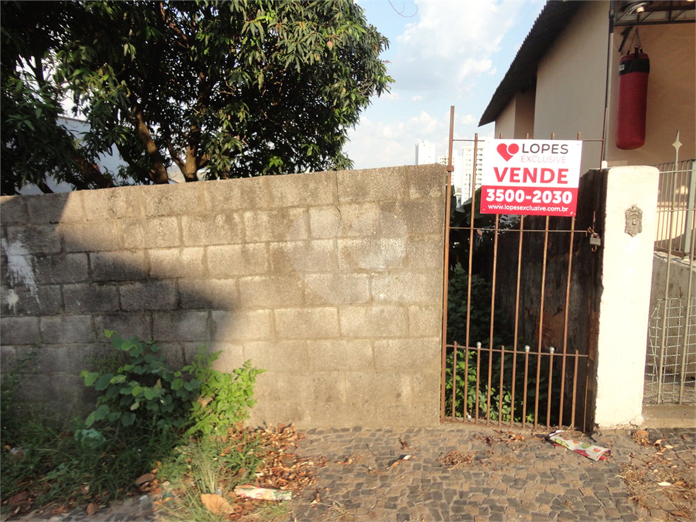 Terreno à venda em Vila São José, Valinhos, SP