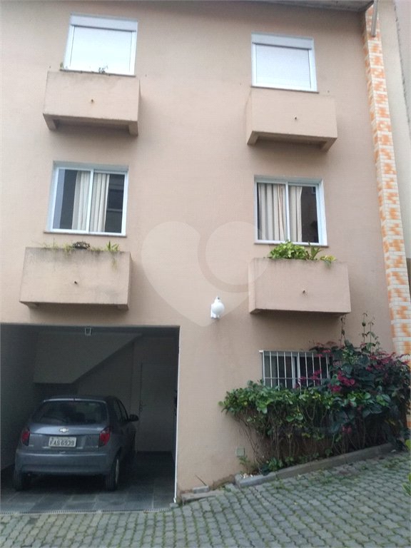Casa em condomínio à venda com 3 quartos, sendo 1 suíte,  em Jardim Caboré, São Paulo, SP