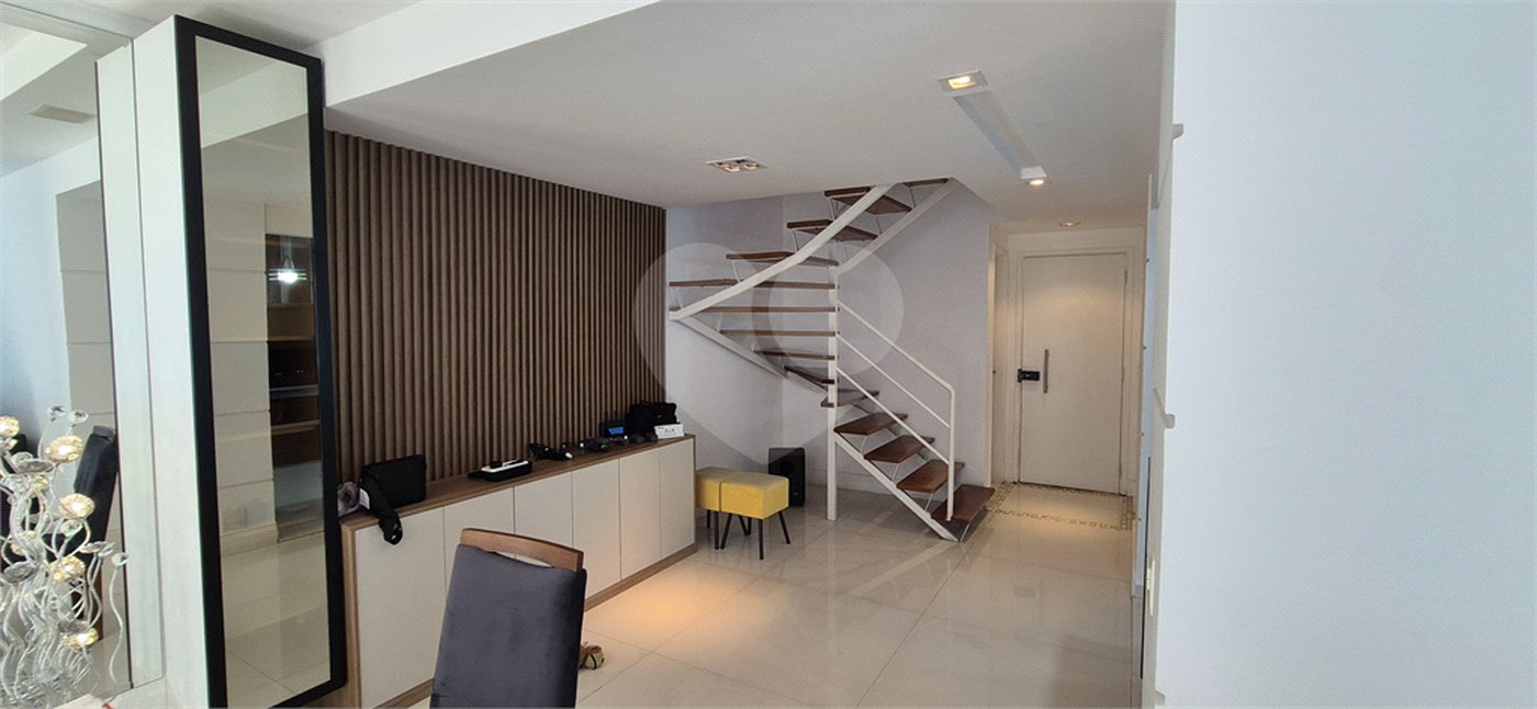 Casa à venda com 4 quartos, sendo 2 suítes,  no condomínio Aromaz, São Bernardo do Campo - SP