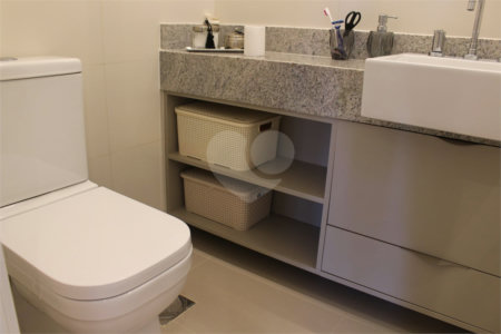 Apartamento à venda com 3 quartos, sendo 1 suíte,  em Botafogo, Rio de Janeiro, RJ