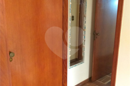 Casa à venda com 3 quartos, sendo 1 suíte,  em Santa Rosa, Vinhedo, SP