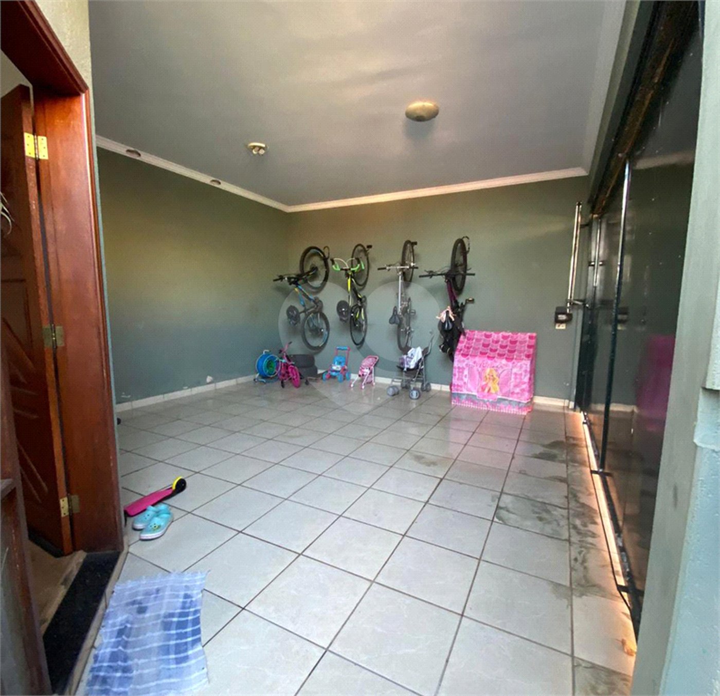 Casa à venda com 2 quartos, sendo 1 suíte, em Vila Visaltino Gomes, Itapetininga, SP