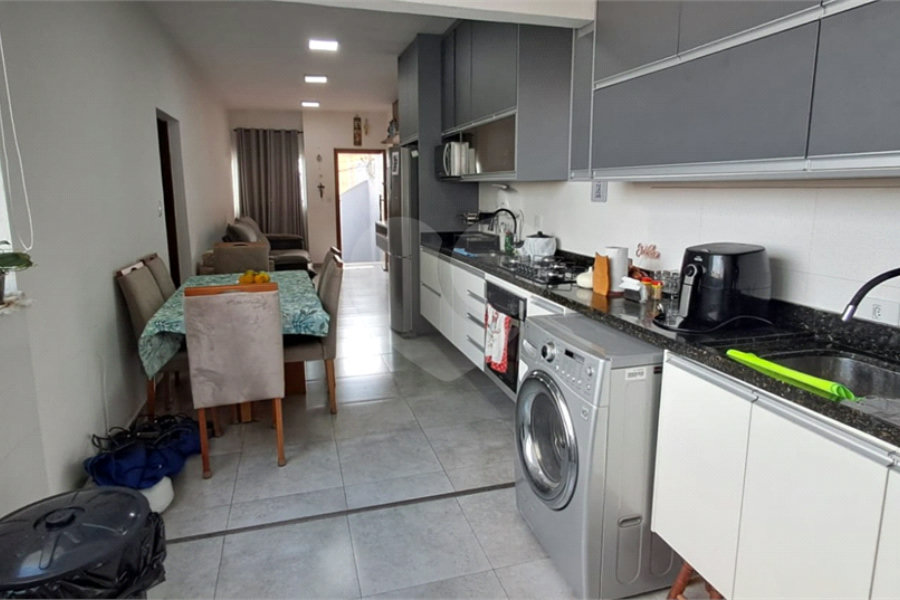 Casa à venda com 3 quartos, sendo 2 suítes, em Parada Inglesa, São Paulo, SP