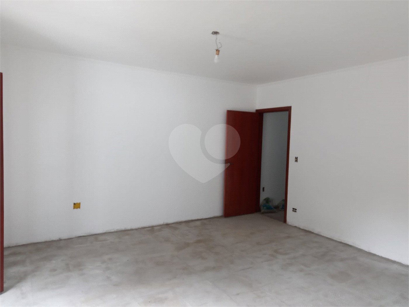 Casa Térrea à venda com 3 suítes em Tucuruvi, São Paulo, SP
